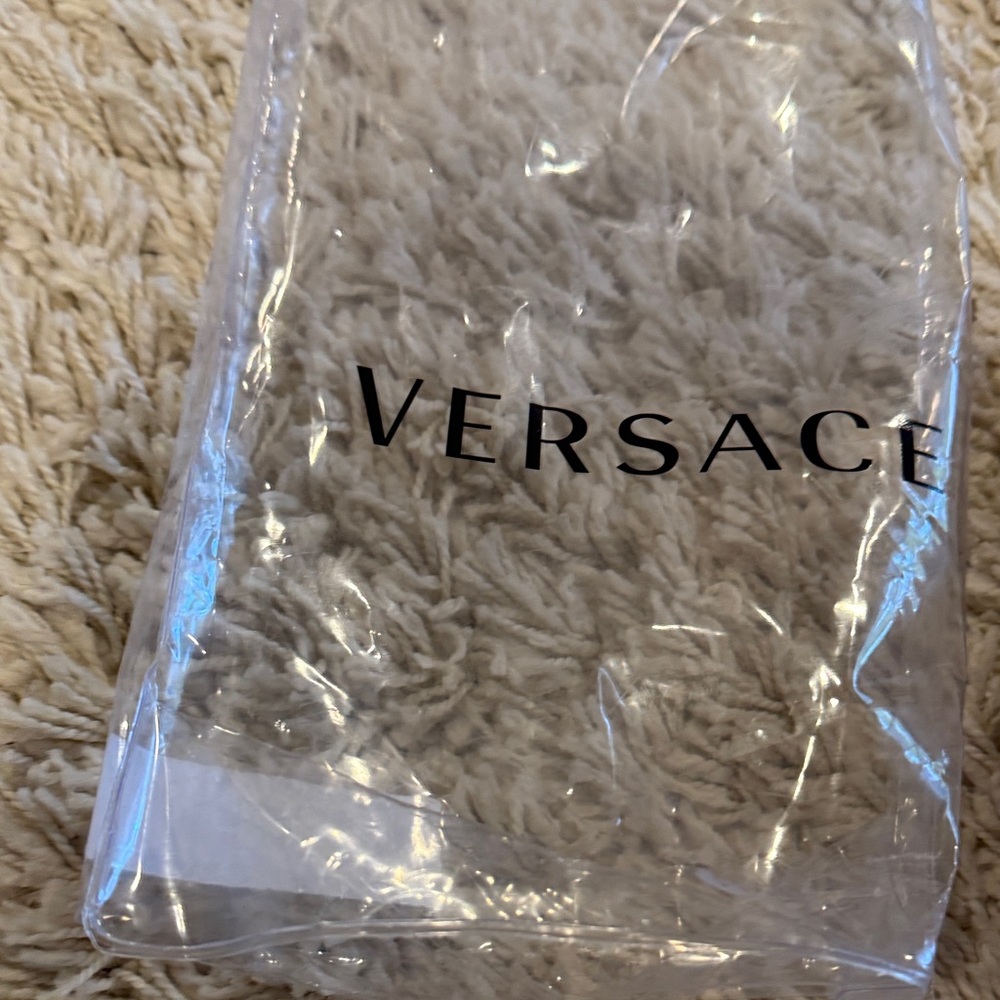 Versace Pink and Gold Patterned Slippers xl - Picture 5 of 8
